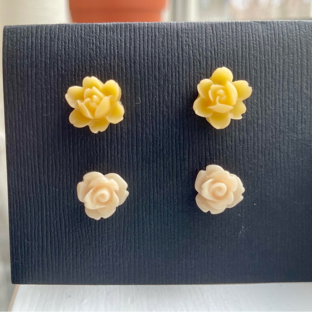 Yellow and Cream Rose Stud Earrings Set